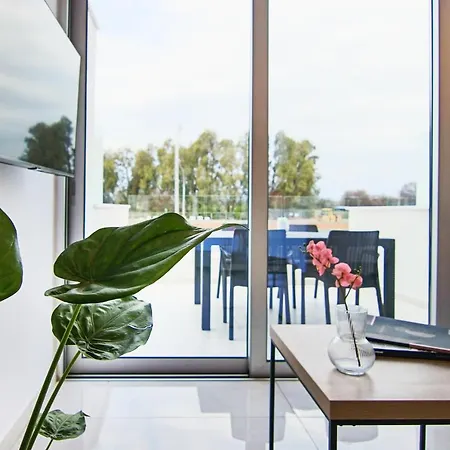 Phaedrus Living - Seaside Luxury Flat Harbour 108 Apartament *
