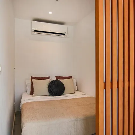 Apartament Phaedrus Living - Seaside Luxury Flat Harbour 108 Pafos